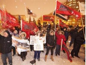 AUPE members protest labour bills proposed by the Redford administration. The relationship between the civil service and the government was frosty through the final months of Alison Redford’s tenure as premier.
