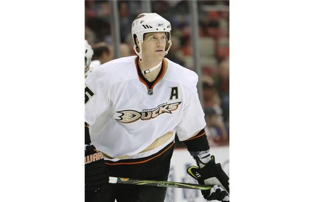 Chris Pronger, who helped Ducks win Stanley Cup, named to Hall of