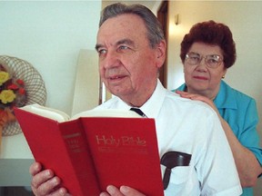 Lutheran pastor Harold Gniewotta, then retired, and his wife Elsie in 2001.