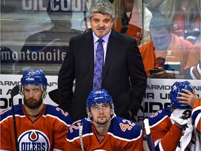 EDMONTON, ALTA: OCTOBER 15, 2015 -- Edmonton Oilers head coach Todd McLellan on the bench against the St. Louis Blues during the NHL season home opener at Rexall Place in Edmonton, October 15, 2015.(ED KAISER/EDMONTON JOURNAL)