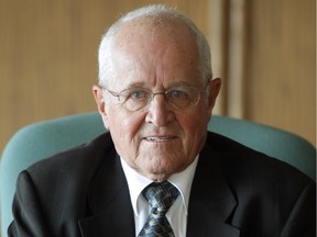 Long serving educator Svend Hansen retired as a school trustee in in 2007.