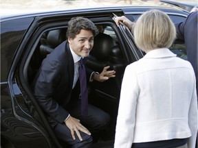 Justin Trudeau (left/Prime Minister of Canada) and Rachel Notley (right/Premier of Alberta) met at the Alberta Legislature in Edmonton on February 3, 2016.