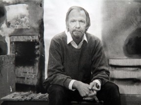 Douglas Haynes, in his studio in 1992. The artist died of leukemia on Feb. 11, 2016.