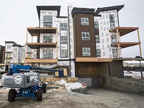 The economic slowdown is being blamed as the number of unsold new homes in Edmonton jumped by more than 60 per cent between February 2015 and February 2016.