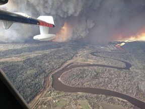 Slave Lake Coun. Mark Missal released this photo of the Fort McMurray wildfire.