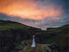 A spectacular sunset made Schimine and Stephen Siemens’ wedding shoot even more epic