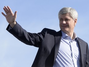Prime Minister Stephen Harper departs from Calgary Friday, Sept. 18, 2015.