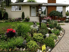 One of six finalists for the 2016 Front Yards In Bloom Edmonton Journal Readers' Choice Award.