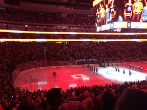 Moments before puck drop.