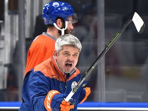 A cancelled day off after a poor performance Sunday night against Buffalo, head coach Todd McLellan instructs the troops during Oilers practice at Rogers Place in Edmonton , Monday, October 17, 2016. Ed Kaiser/Postmedia (Edmonton Journal story by Jim Matheson)