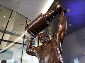 The Wayne Gretzky statue is pictured at Rogers Place in Edmonton, Alta., on Wednesday, Oct. 12, 2016.