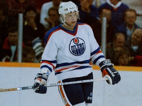 Edmonton Oilers centre Jimmy Carson during 1988 NHL pre-season action at Northlands Coliseum.