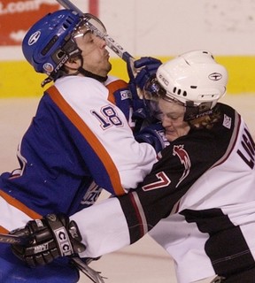 Wasn't a flying elbow': Kyle Sheen plays down hit on former Oilers star Ryan  Smyth