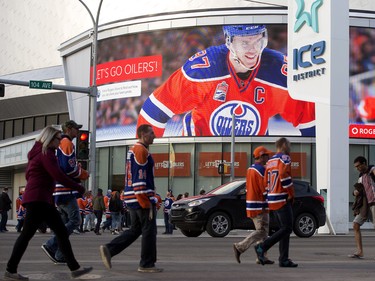 Oilers fans arrive at Rogers Place prior to the Edmonton Oilers and San Jose Sharks NHL playoff, in Edmonton Thursday April 20, 2017. Photo by David Bloom For a Jonny Wakefield story running April 18, 2017.