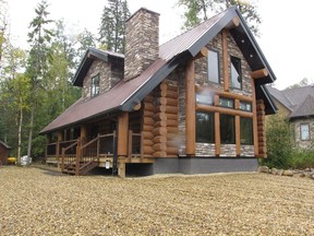 Mossy Ridge specializes in log cabin homes and will be a first-time exhibitor at the 2017 Cottage Life & Cabin Show, running April 28-30 at the Edmonton Expo Centre.