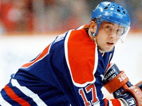Edmonton Oilers forward Jari Kurri  in February 1990.