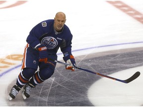 Edmonton Oilers alumni player Charlie Huddy skates in Winnipeg on Friday, October 21, 2016. (File)