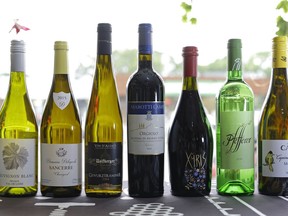 A selection of aromatic wines at Color de Vino.