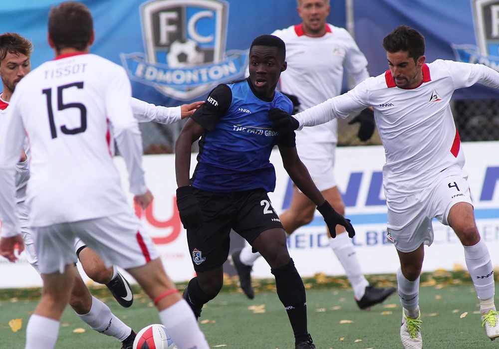 Abraham Dukuly graduates from FC Edmonton academy to pros