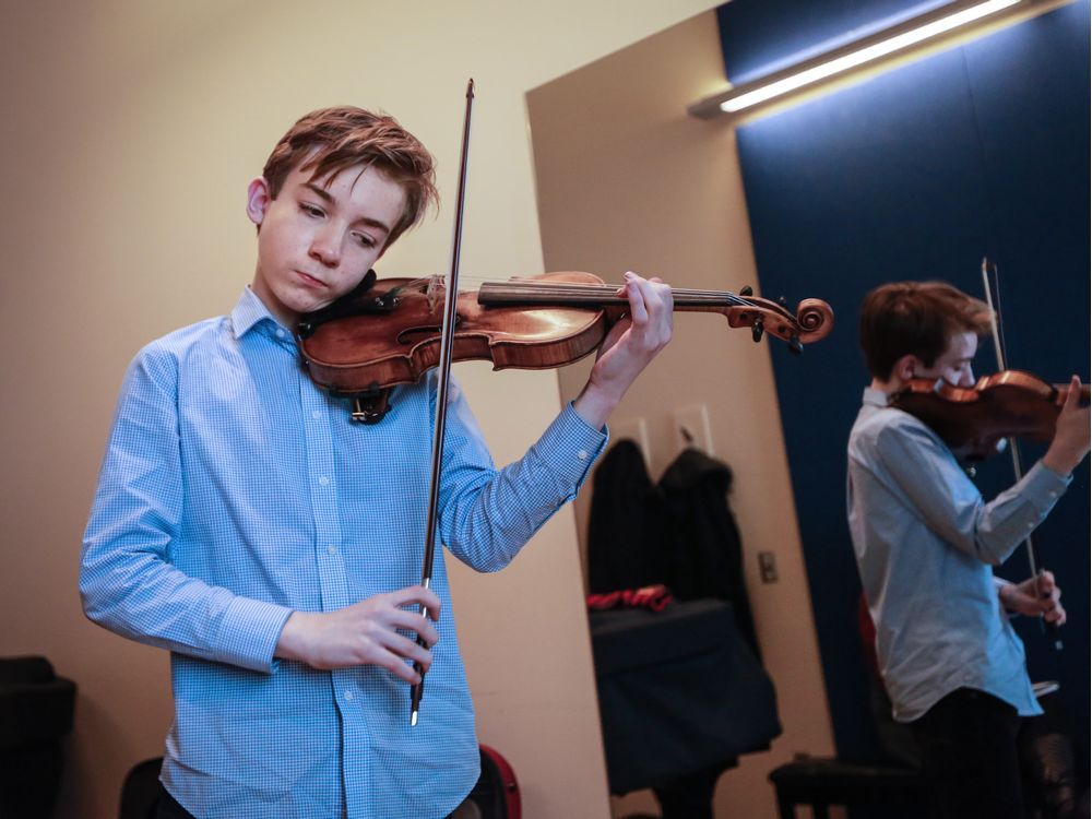 Alberta teen violin protégé headed to the 'Olympics' of violin