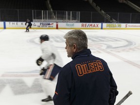 Edmonton's head coach Todd McLellan runs a drill during an Edmonton Oilers practice at Rogers Place in Edmonton, Alberta on Monday, Jan. 29, 2018.