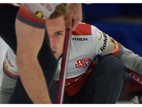 Skip Brendan Bottcher spies his rock while playing Team Vavrek during draw 2 of the 2018 Boston Pizza Cup Alberta curling championship at Grant Fuhr Arena in Spruce Grove, Jan. 31, 2018. (Ed Kaiser)