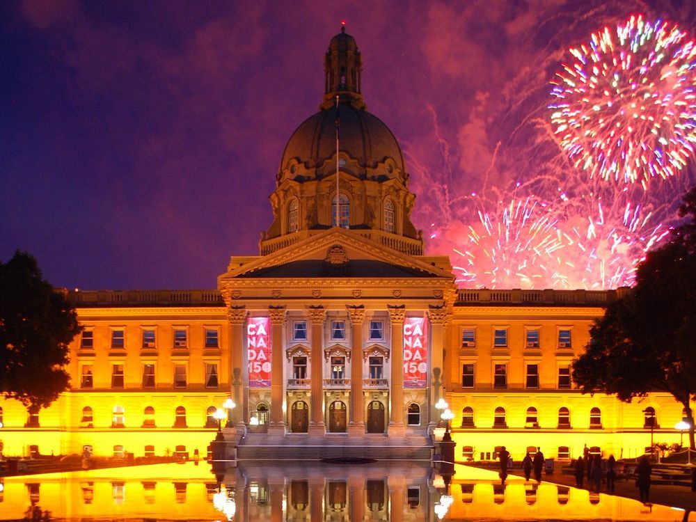 Where you can watch Canada Day fireworks in Edmonton Toronto Sun