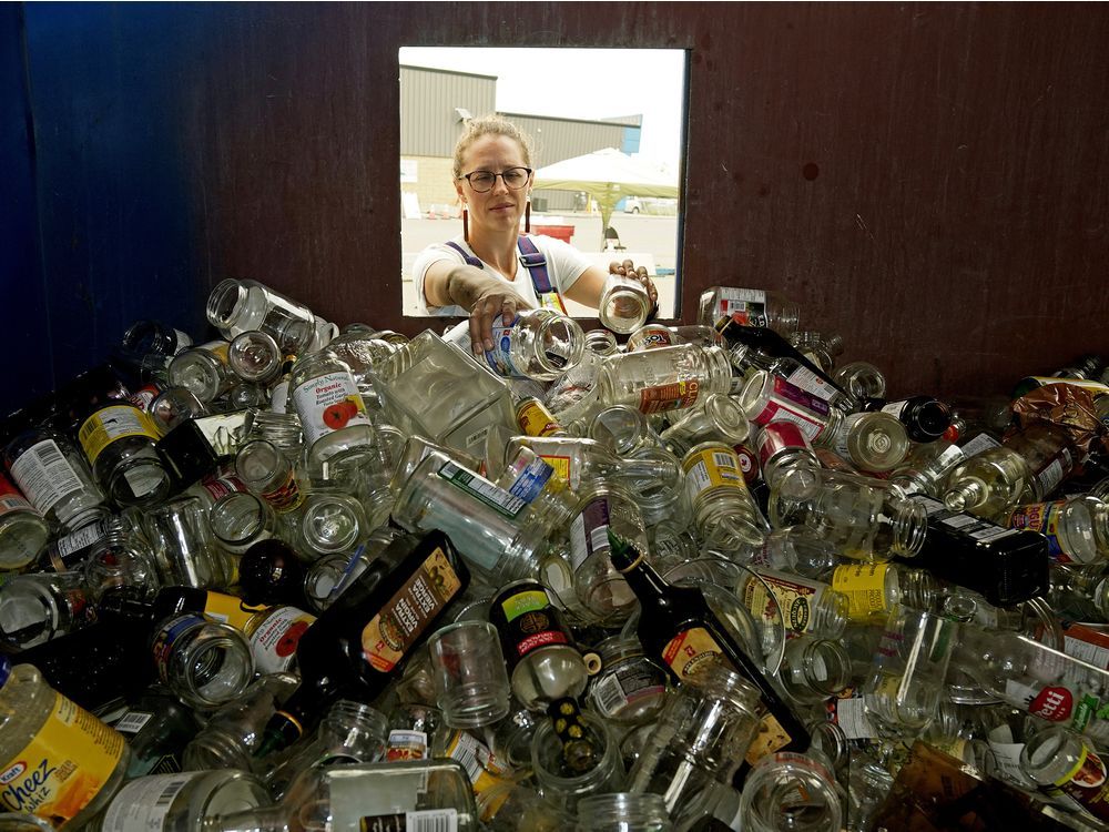 Strathcona County Forces Glass And Most Plastics Out Of Recycling   Recycle 1 