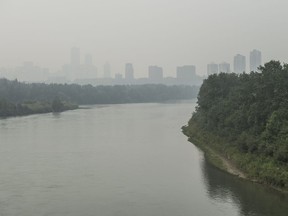 Smoke from wildfires in B.C. again descended on Edmonton, choking residents with a very poor air quality index on August 23, 2018.