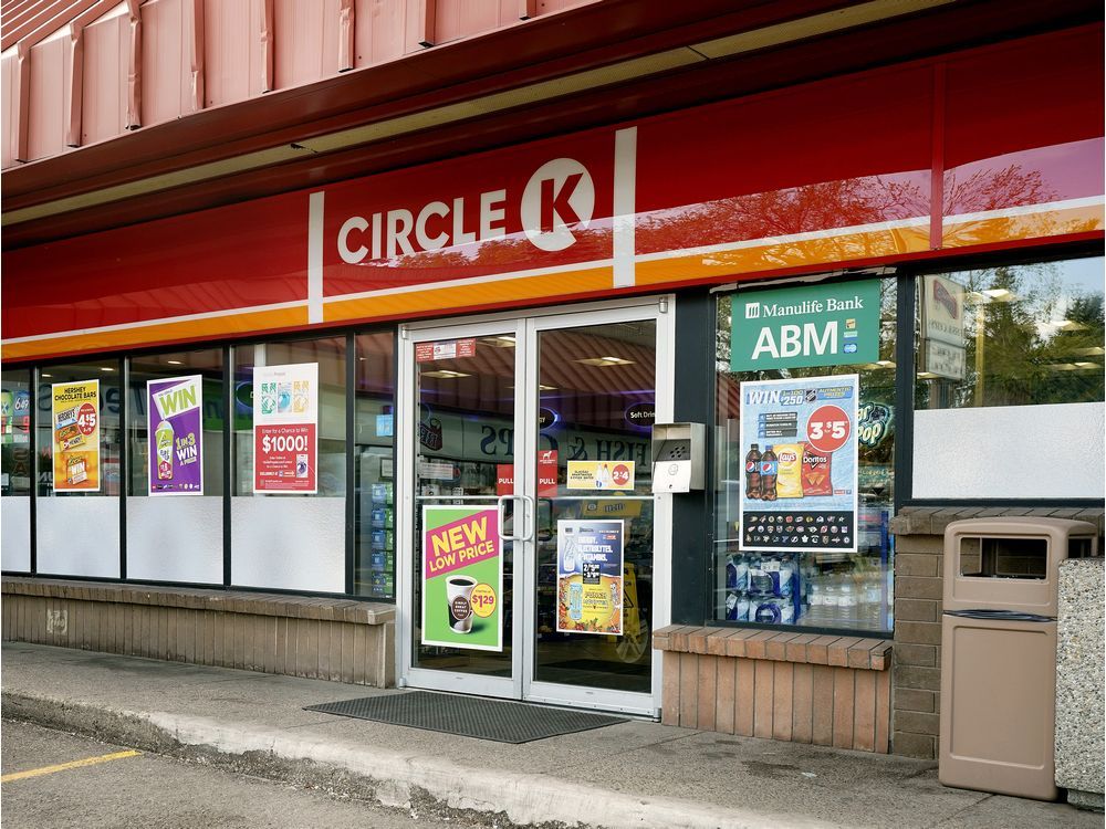 Edmonton Mac's convenience stores to be rebranded as Circle K