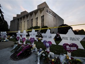 A makeshift memorial stands outside the Tree of Life Synagogue in the aftermath of a deadly shooting at the in Pittsburgh, Monday, Oct. 29, 2018.