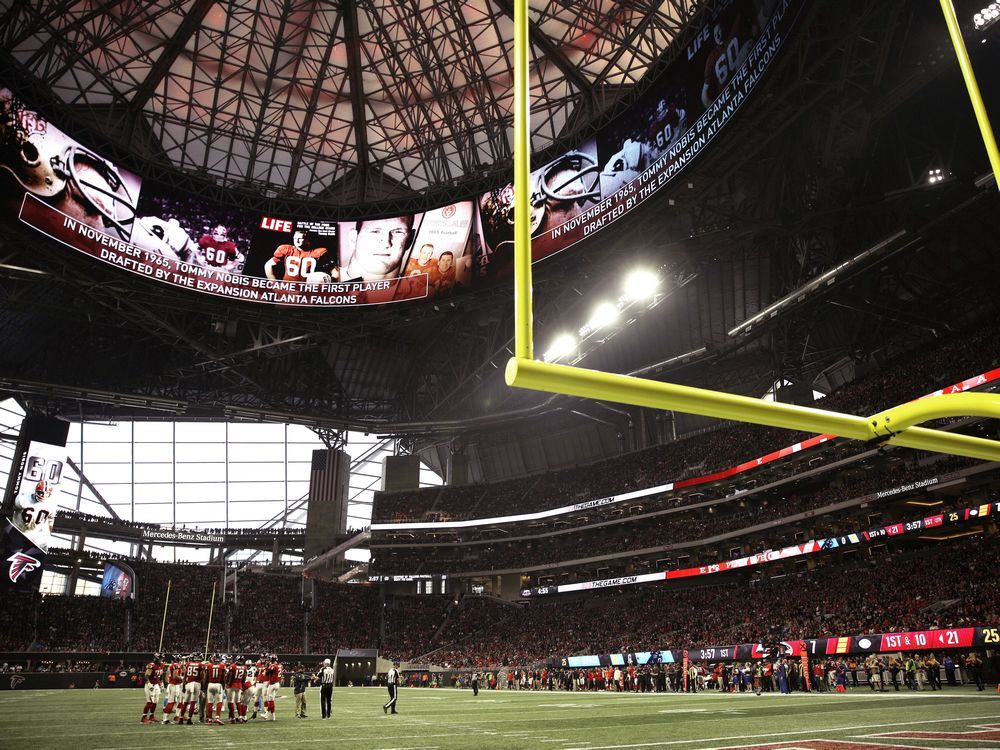 Behind Atlanta Falcons' low food prices at new stadium