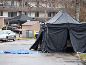 Edmonton homicide detectives are investigating the suspicious death of a 21-year-old man at an apartment parking lot south of 122 Street and the Whitemud Freeway on Tuesday, May 7, 2019. Shaughn Butts/Postmedia