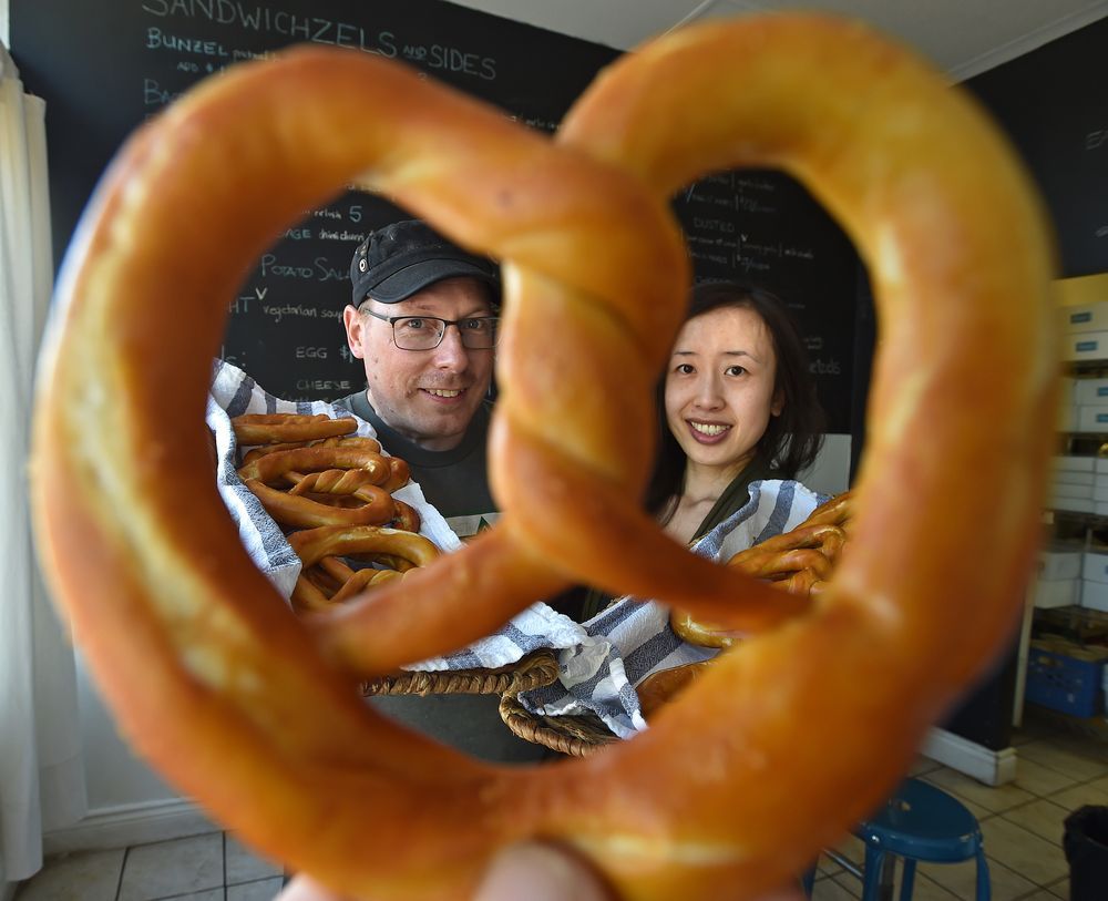 CFL player hungry for Edmonton food scene in online video series