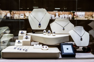 You are invited to celebrate the new space at the grand opening sale from Nov 14-23. Display case jewellery will be offered at 20-50% off, a rare chance to own a Vandenberg jewel at a special price.