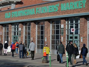 Old Strathcona Farmers' Market to remain open in COVID-19 pandemic