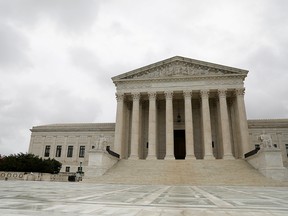 FILE PHOTO: The Supreme Court of the United States is seen in Washington, D.C., U.S., August 29, 2020. REUTERS/Andrew Kelly/File Photo ORG XMIT: FW1