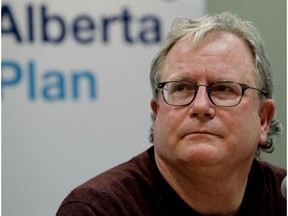 Former Alberta high doc cautions Premier Smith in opposition to an AHS revamp