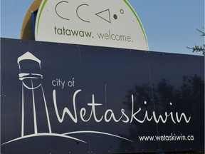 City of Wetaskiwin sign.