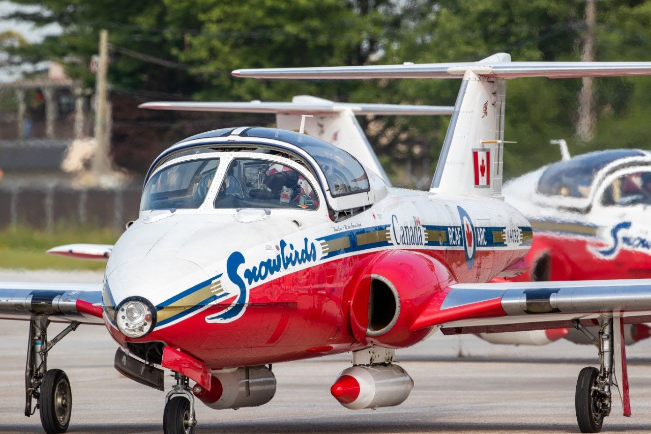 Canadian Forces Snowbirds Take Flight For The First Air Show Since 2019 ...