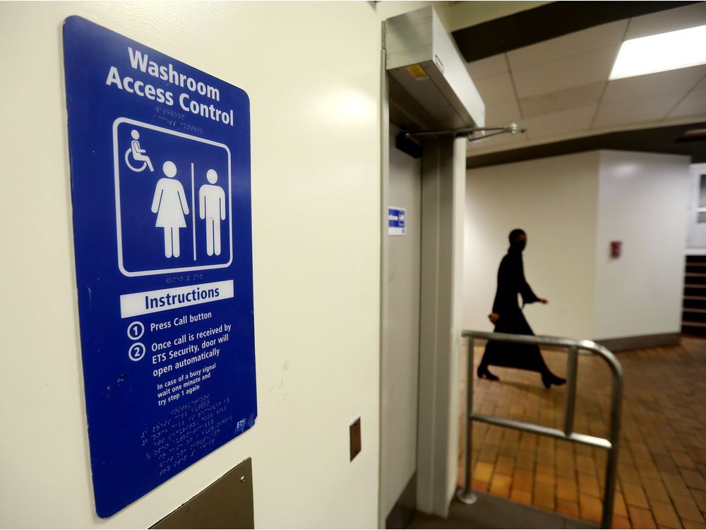 transit, ETS,



The closed public washroom in Edmonton's Central LRT station, Monday March 28, 2022. Photo by David Bloom