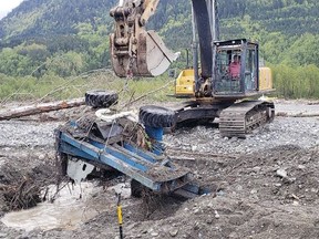 Crews are continuing to prioritize the removal of large debris in the Fraser and Chilliwack rivers. Helicopters are extracting large collections of woody debris and excavators are being used to unearth large human-made debris that has been buried in sediment.