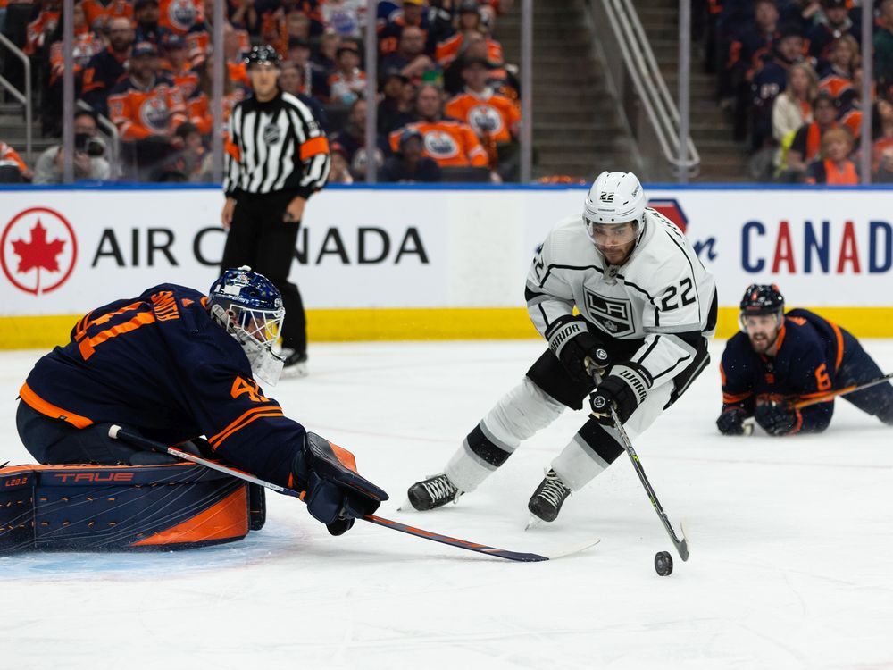 Player grades: Mike Smith's blunder key play in Edmonton Oilers loss to Los  Angeles Kings.