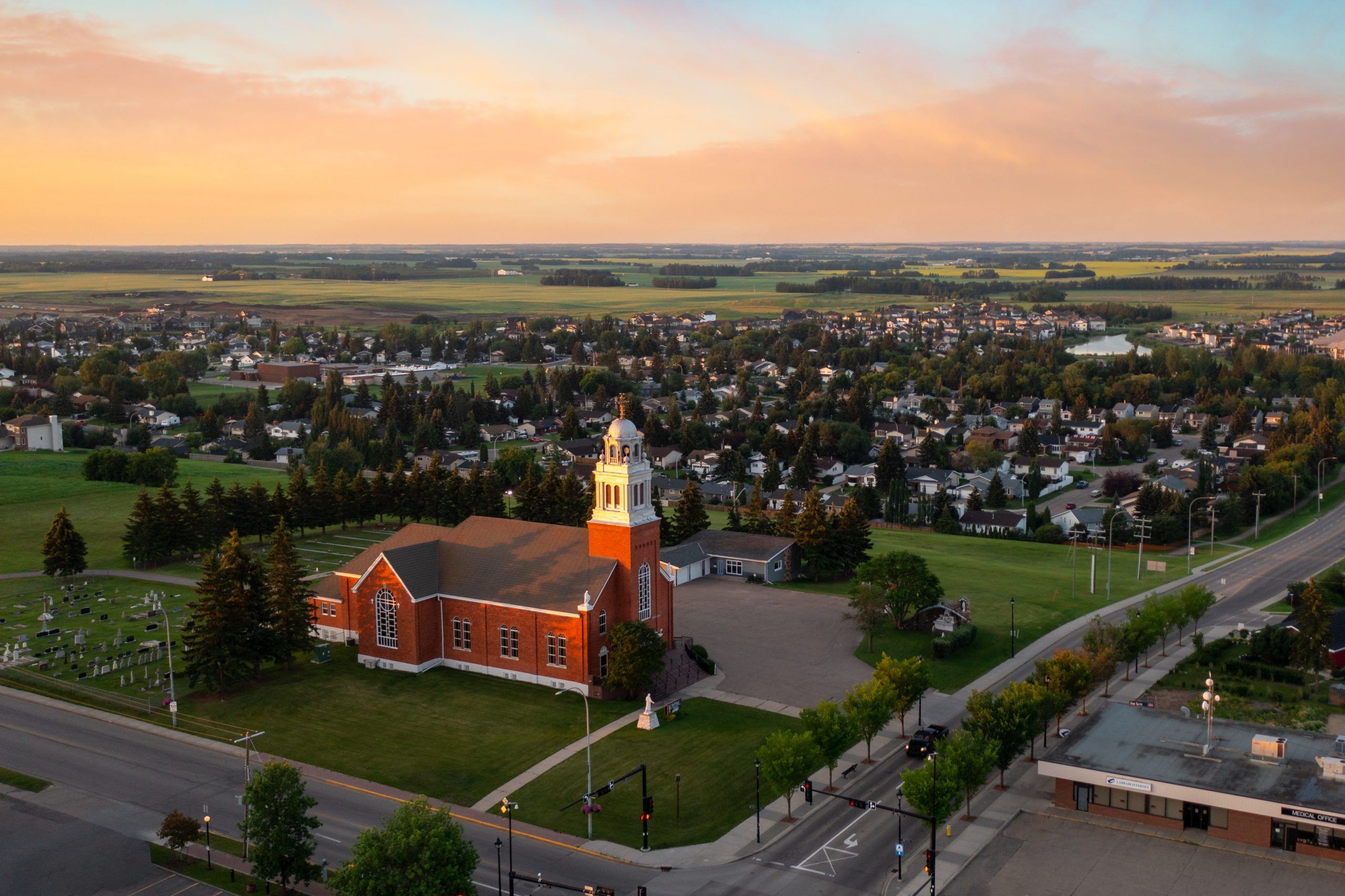 Welcome to the new community of lan in West Beaumont Edmonton