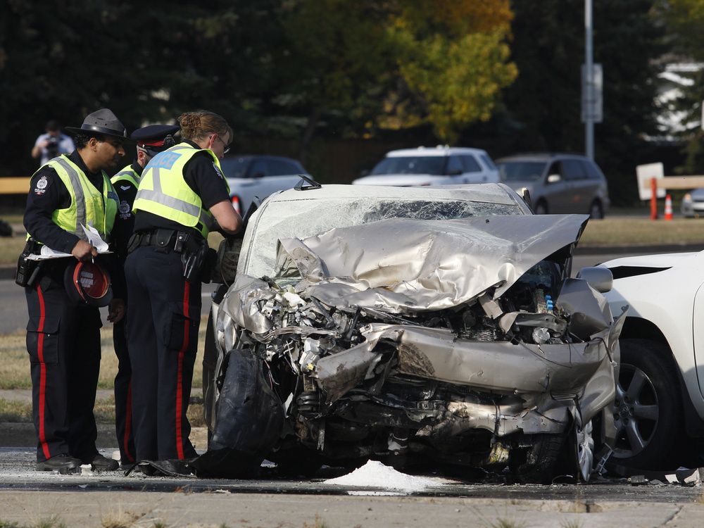 Two dead after fivevehicle collision in southeast Edmonton Edmonton