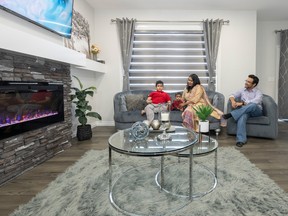 Laurel Crossing intersects house design and close by facilities Laurel Crossing intersects house design and close by facilities