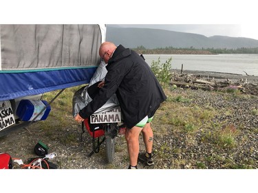 Edmonton octogenarian Bob Fletcher spent five months riding a e-bike 13,500 km from Alaska to Panama, and broke a Guinness World Record in the process.