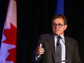 Jonathan Wilkinson, minister of natural resources, speaks to the Calgary Chamber of Commerce on Oct. 4, 2022.