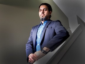 Ehab Zeidan adalah pendiri Canadians of Syria Origin, sebuah kelompok yang mengorganisir penggalangan dana di Edmonton di Pusat Druze Kanada untuk korban gempa bumi Suriah.  Diambil pada hari Jumat, 17 Februari 2023 di Edmonton.  Greg Southam-Postmedia