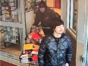 Grocery shoplift assault suspects